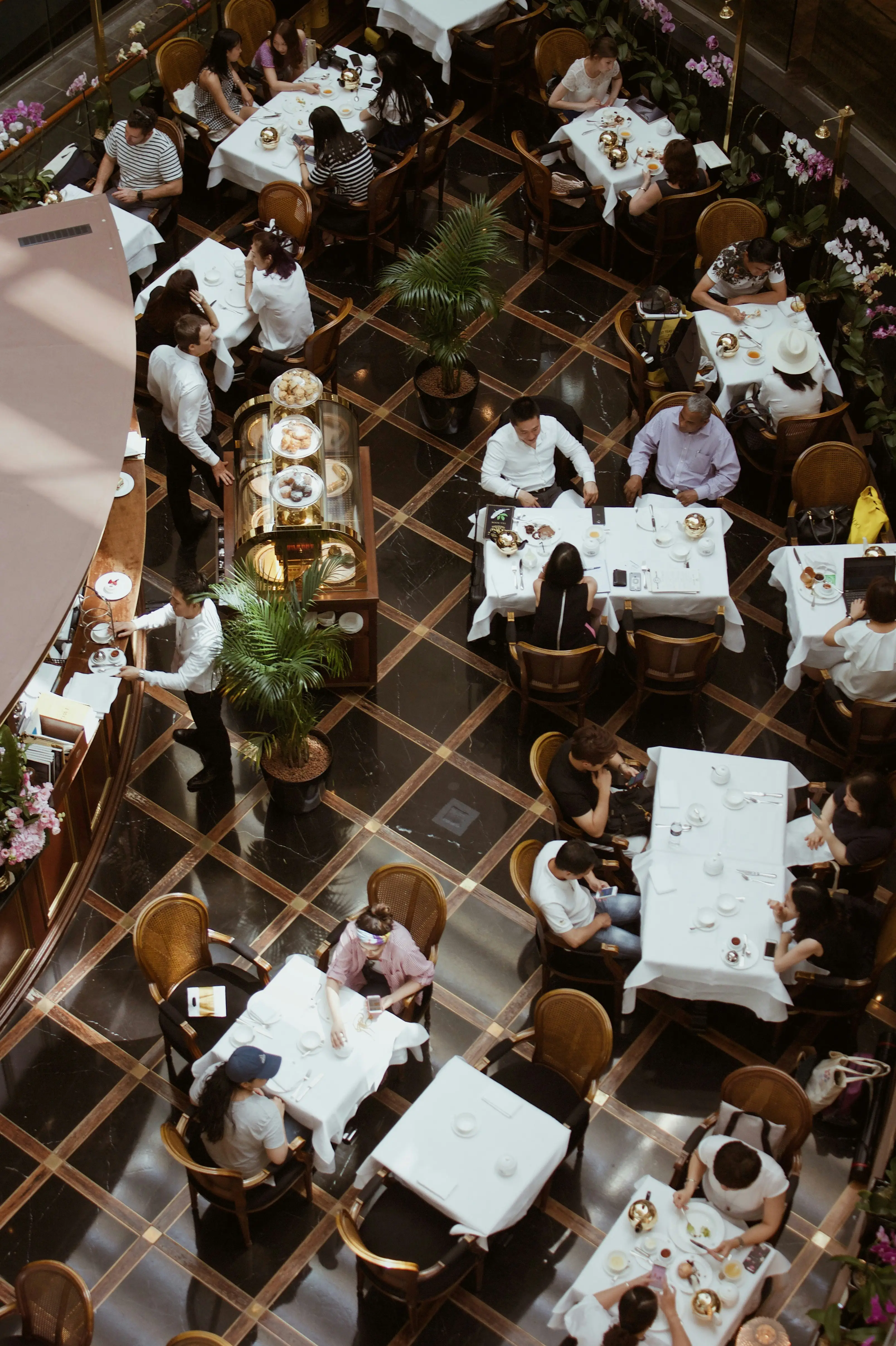 DineOS Royal Atmosphere